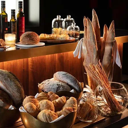 Hotel Anantara Palazzo Naiadi - A Leading Of The World