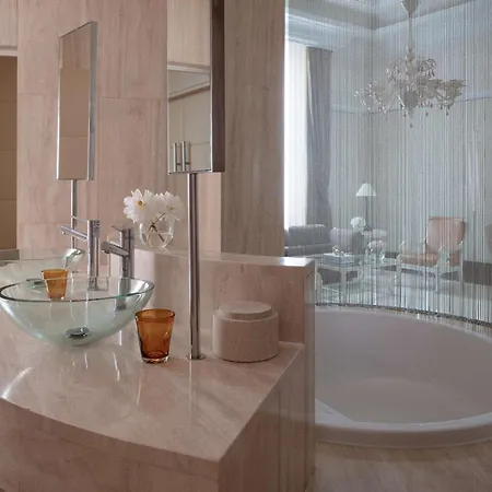 Anantara Palazzo Naiadi - A Leading Of The World 5* ローマ
